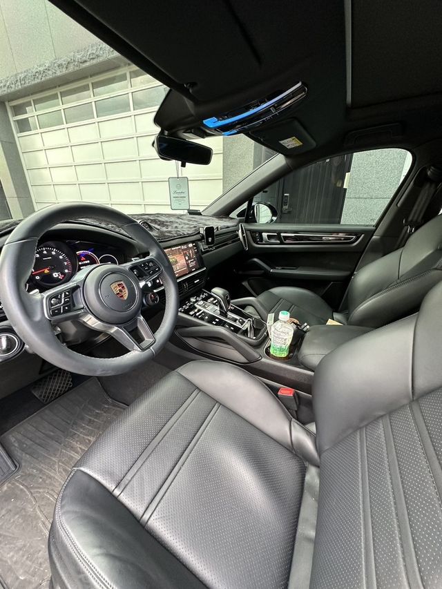 PORSCHE保時捷 CAYENNE  第5張相片