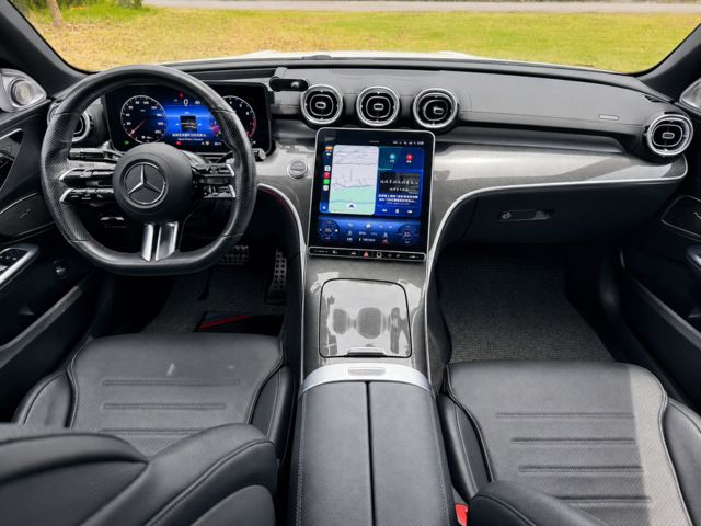 M-BENZ賓士 C300  第6張相片