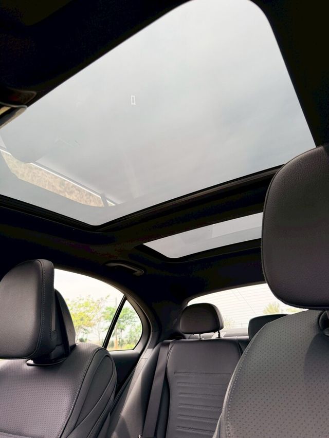 M-BENZ賓士 C300  第12張相片