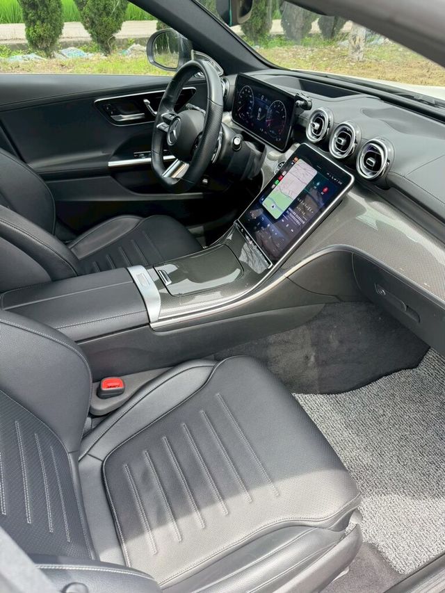 M-BENZ賓士 C300  第13張相片