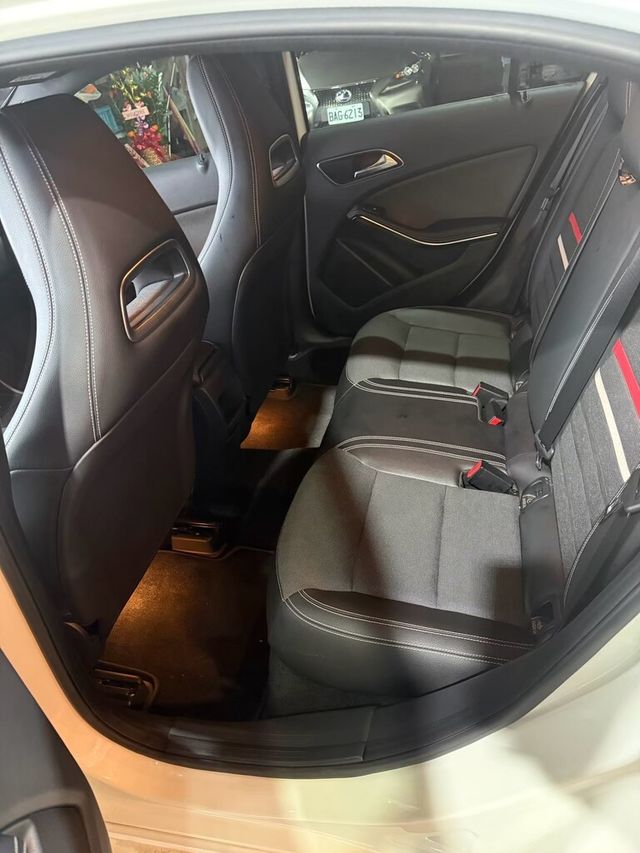 M-BENZ賓士 A180  第5張相片