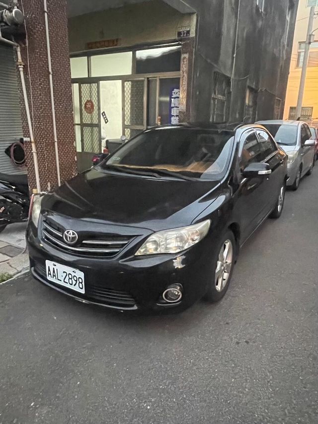TOYOTA豐田 ALTIS  第1張相片