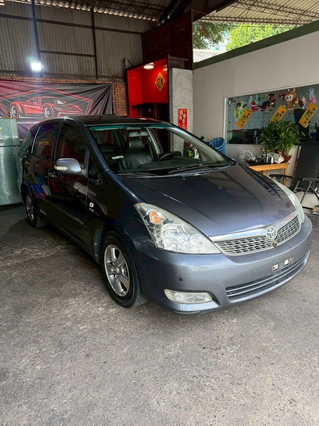 TOYOTA豐田 WISH  第2張相片