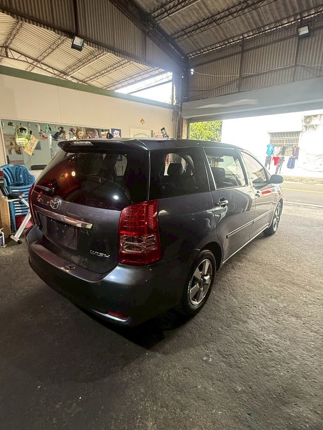 TOYOTA豐田 WISH  第5張相片