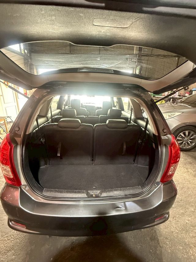 TOYOTA豐田 WISH  第6張相片