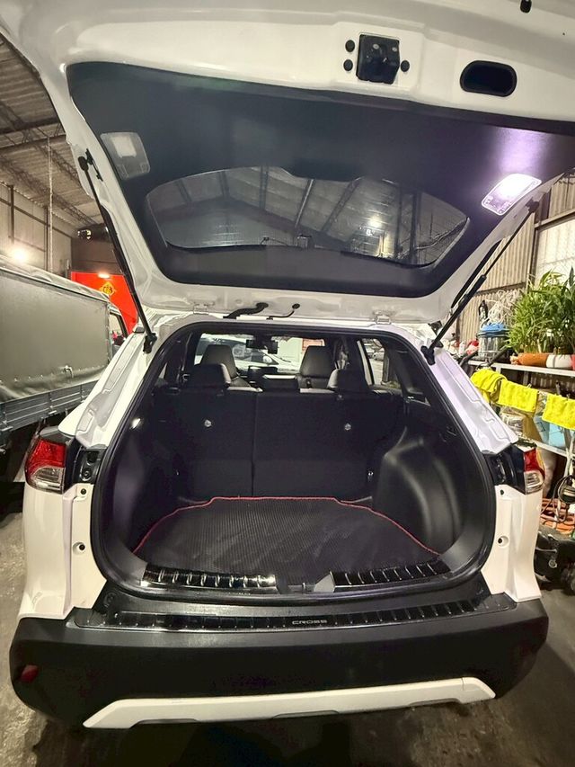 TOYOTA豐田 COROLLA CROSS  第14張相片