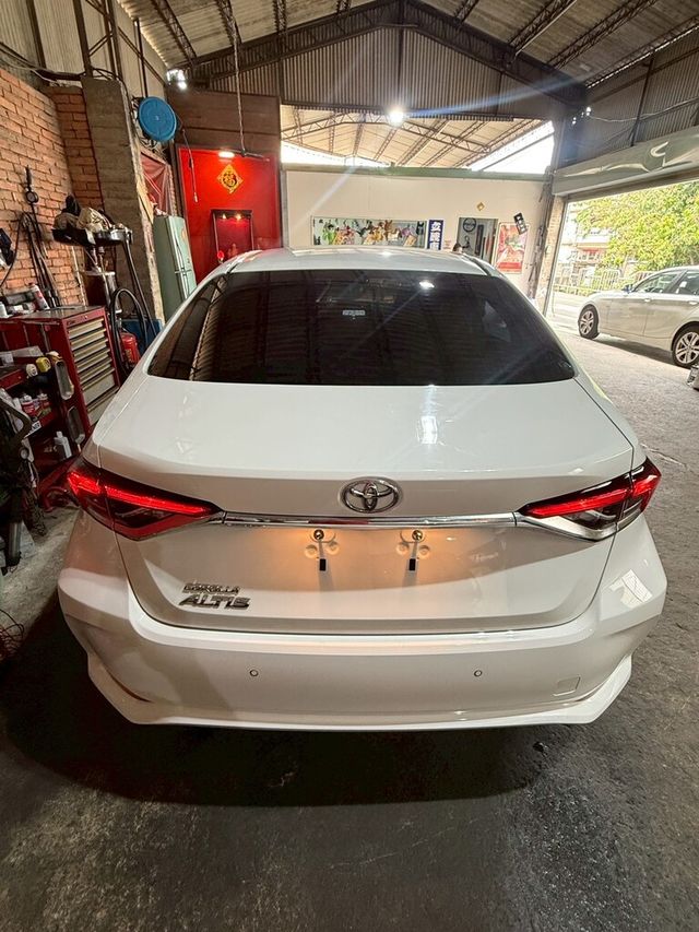 TOYOTA豐田 ALTIS  第4張相片