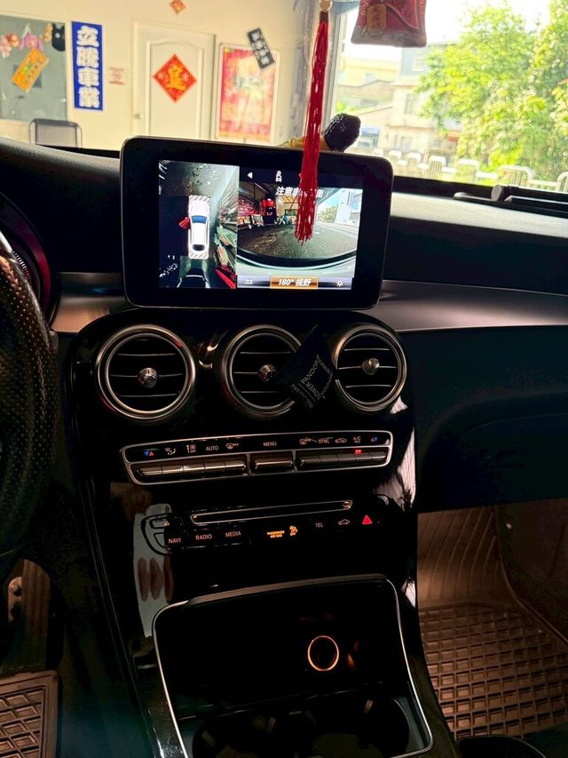 M-BENZ賓士 GLC300  第11張相片