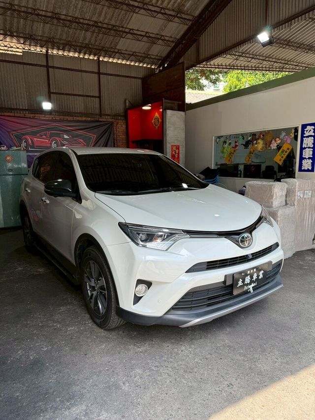 TOYOTA豐田 RAV4  第2張相片