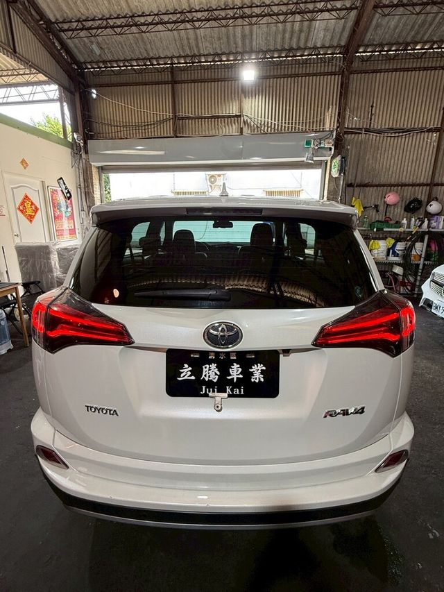 TOYOTA豐田 RAV4  第4張相片