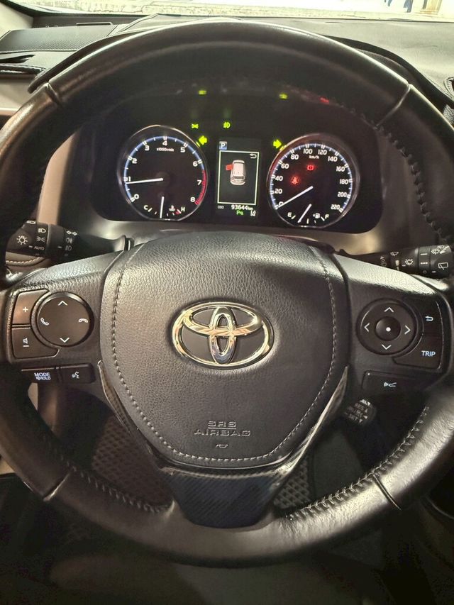 TOYOTA豐田 RAV4  第9張相片