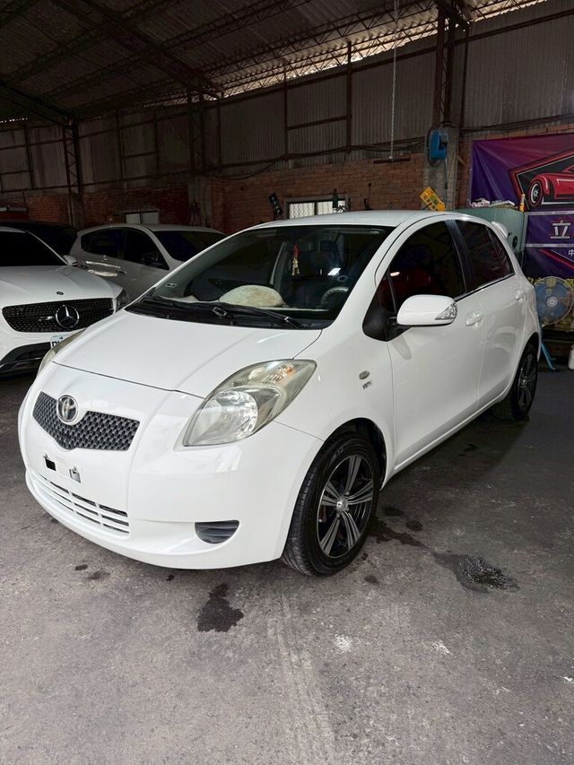 TOYOTA豐田 YARIS  第1張相片