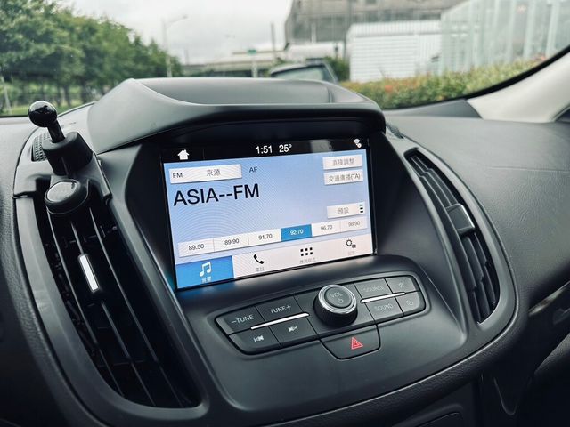 FORD福特 KUGA  第13張相片