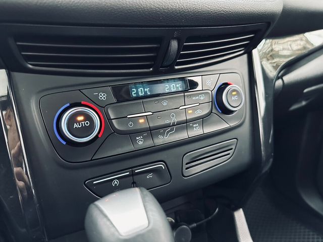 FORD福特 KUGA  第14張相片