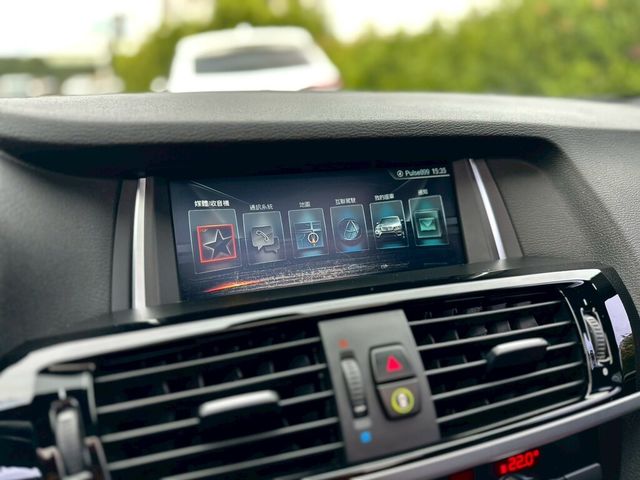 BMW寶馬 X3  第13張相片