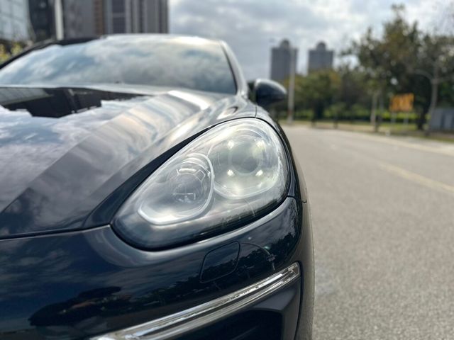 PORSCHE保時捷 CAYENNE  第2張相片