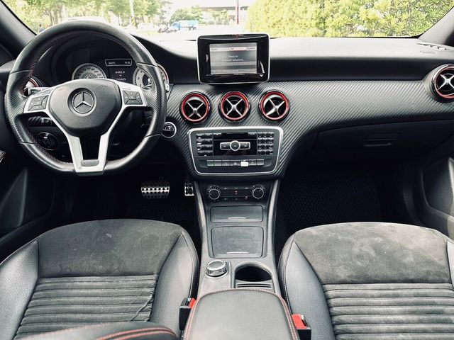 M-BENZ賓士 A250  第8張相片