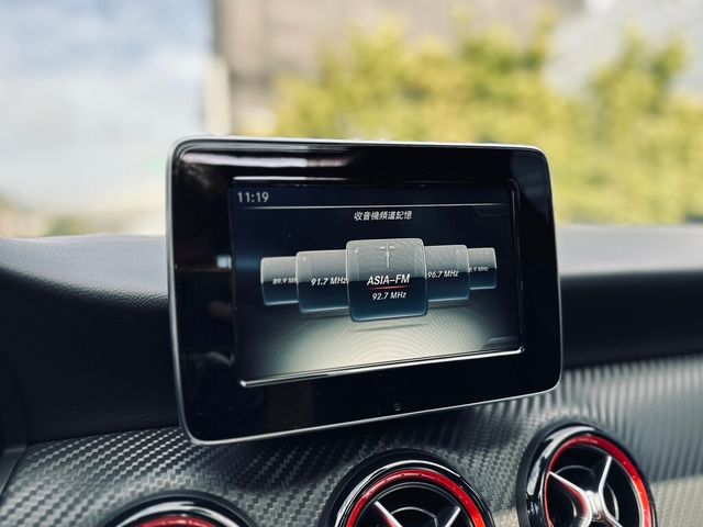 M-BENZ賓士 A250  第13張相片