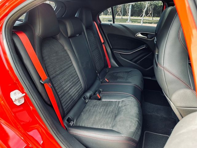 M-BENZ賓士 A250  第17張相片