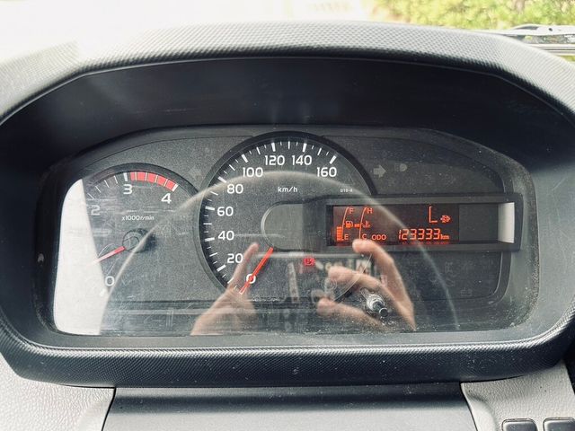 HINO日野 300  第7張相片