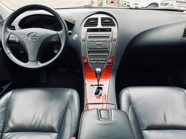 LEXUS凌志 ES350  第8張相片