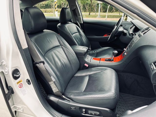 LEXUS凌志 ES350  第15張相片
