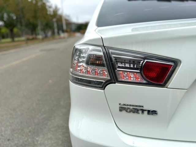 MITSUBISHI三菱 LANCER FORTIS  第5張相片