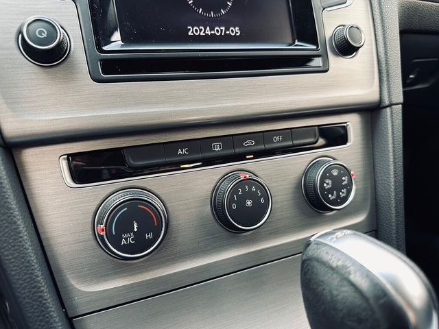 VOLKSWAGEN福斯 GOLF  第12張相片