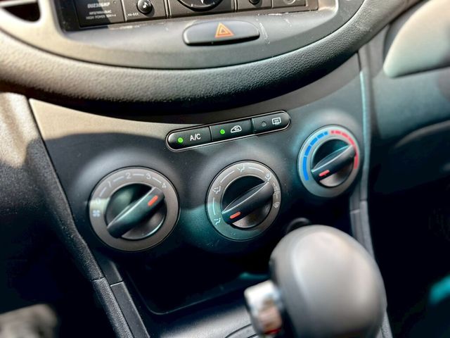 HYUNDAI現代 I10  第15張相片