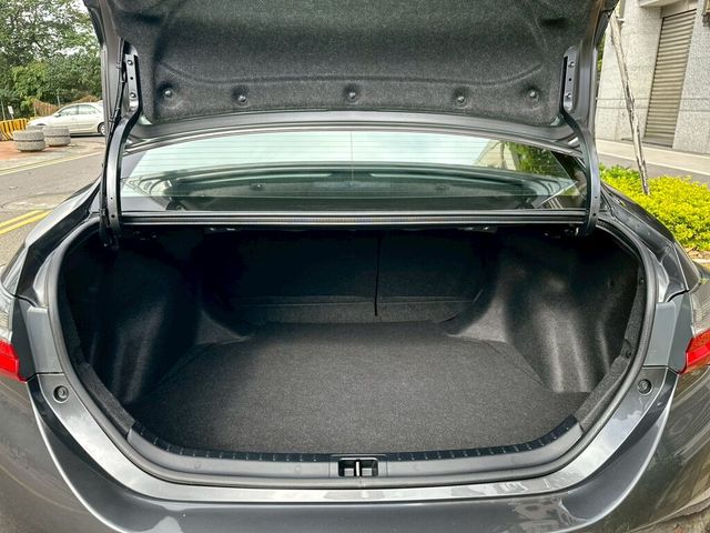 TOYOTA豐田 ALTIS  第8張相片