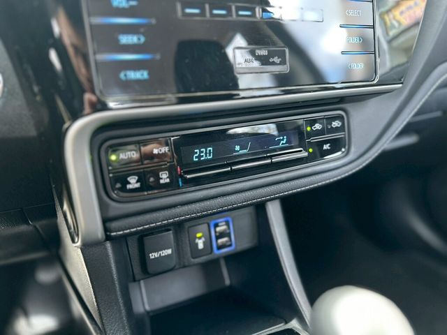 TOYOTA豐田 ALTIS  第15張相片