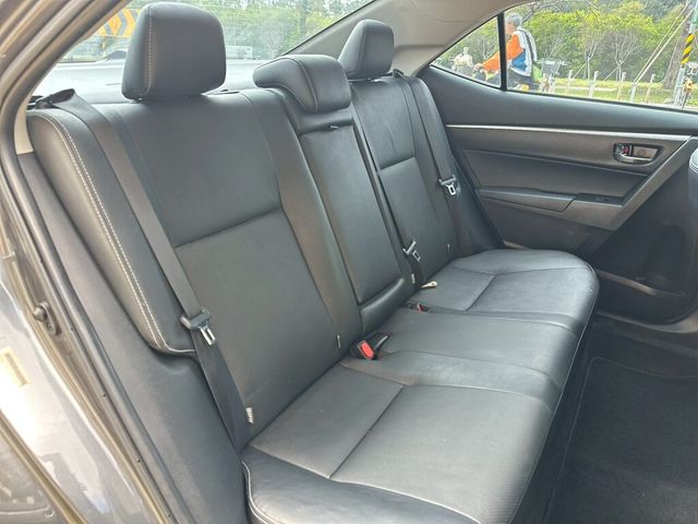 TOYOTA豐田 ALTIS  第18張相片