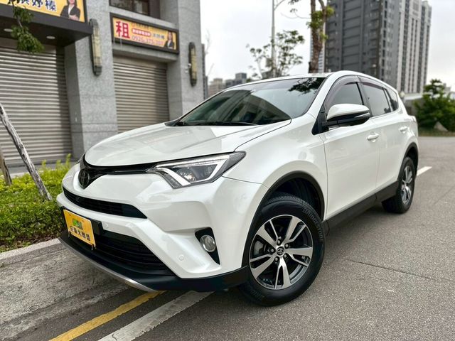 TOYOTA豐田 RAV4  第1張相片
