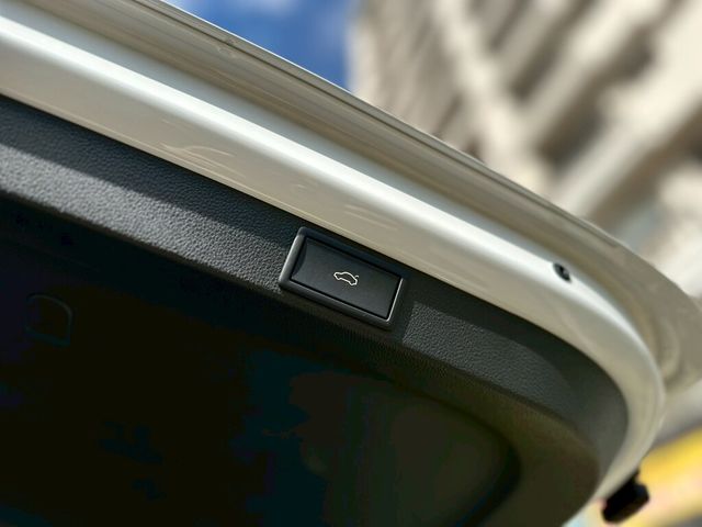 SKODA司科達 OCTAVIA COMBI  第7張相片