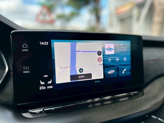 SKODA司科達 OCTAVIA COMBI  第13張相片