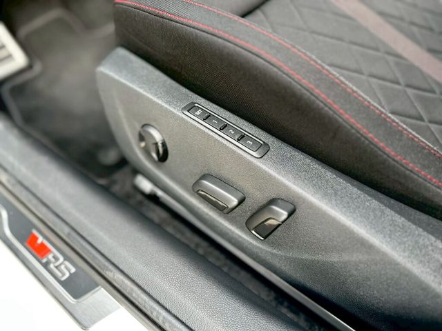 SKODA司科達 OCTAVIA COMBI  第17張相片