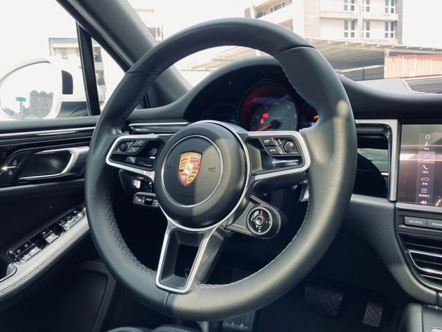 PORSCHE保時捷 MACAN S  第13張相片