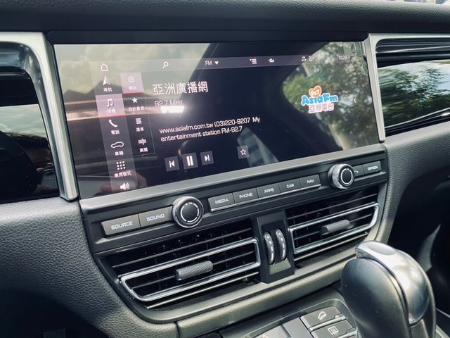 PORSCHE保時捷 MACAN S  第16張相片