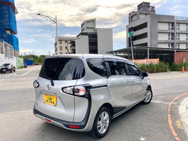 TOYOTA豐田 SIENTA  第3張相片