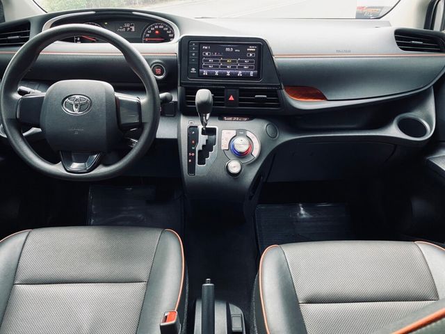 TOYOTA豐田 SIENTA  第7張相片