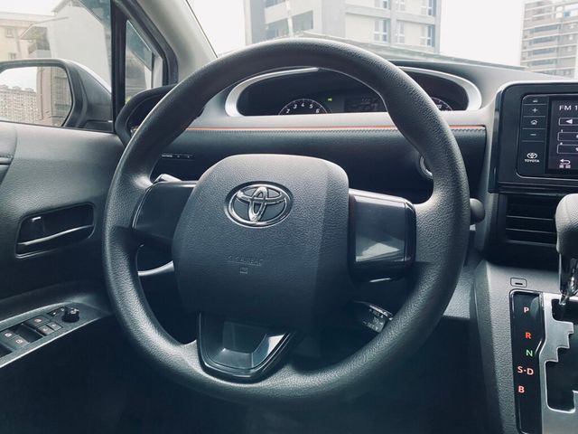 TOYOTA豐田 SIENTA  第9張相片