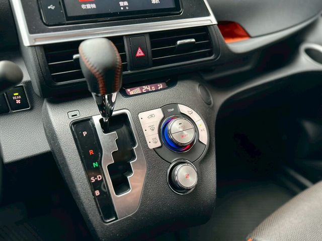 TOYOTA豐田 SIENTA  第16張相片