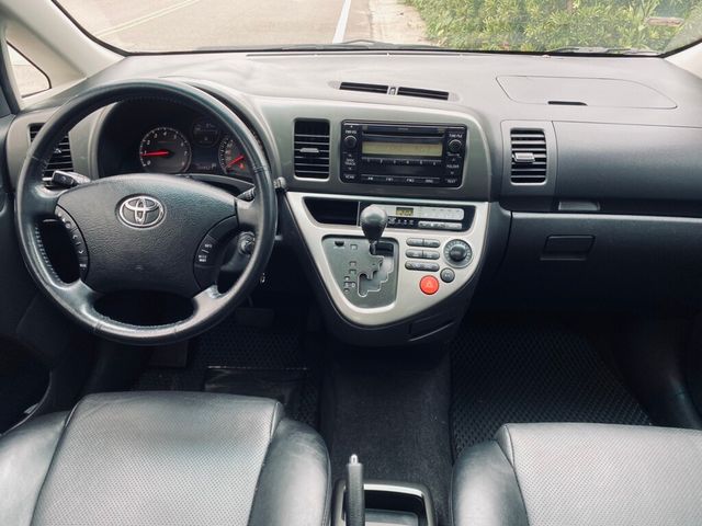 TOYOTA豐田 WISH  第7張相片