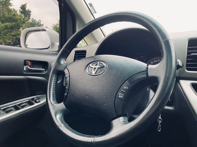 TOYOTA豐田 WISH  第9張相片