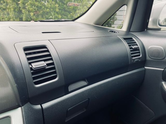 TOYOTA豐田 WISH  第12張相片