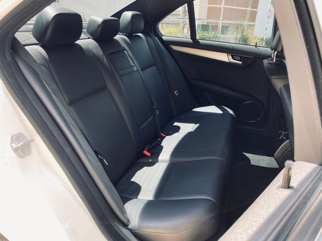 M-BENZ賓士 C300  第15張相片