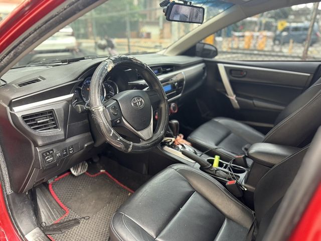 TOYOTA豐田 ALTIS  第3張相片
