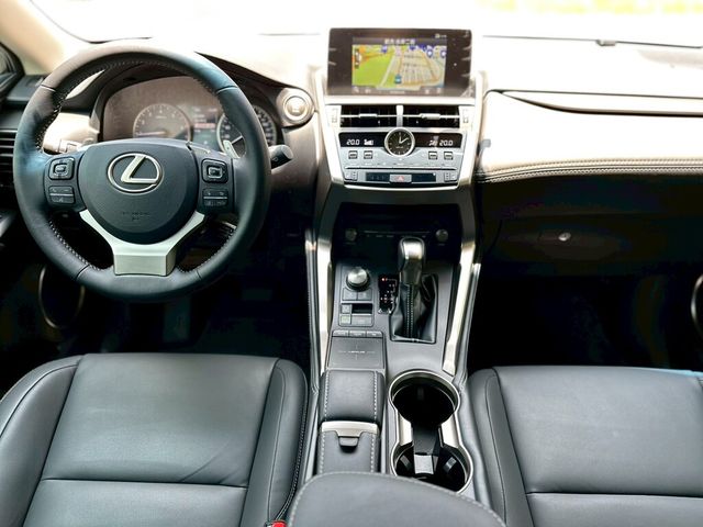LEXUS凌志 NX200  第6張相片