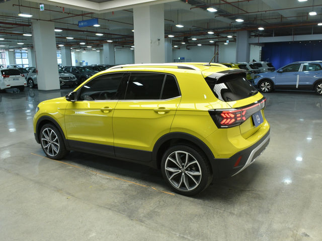 Volkswagen T-CROSS 230 STYLE  第3張相片