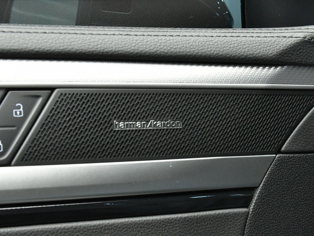 Volkswagen Arteon Fastback 330 TSI R-Line  第17張相片